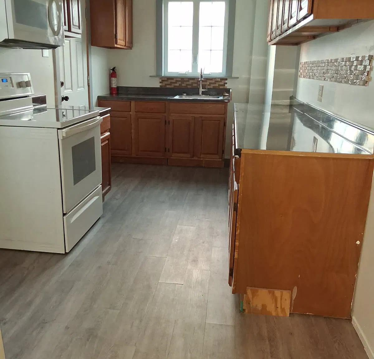 4 bed, 1734 sqft, $1,300 — Photo 2