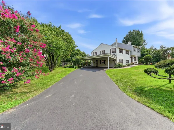 100 Governors Dr, Wallingford, PA 19086