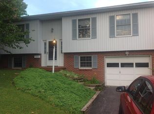 275 Gerald St, State College, PA 16801