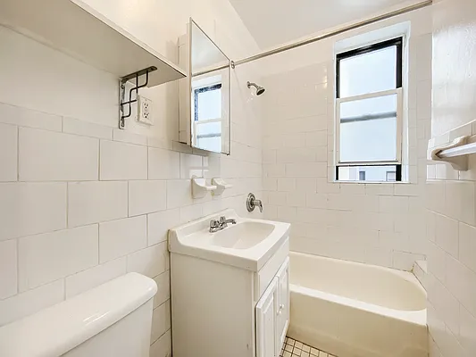 Rented by Skyward | media 14