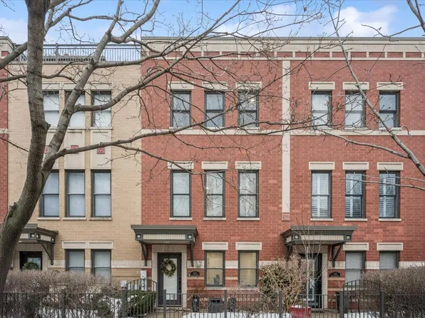 638 W Oak St, Chicago, IL 60610