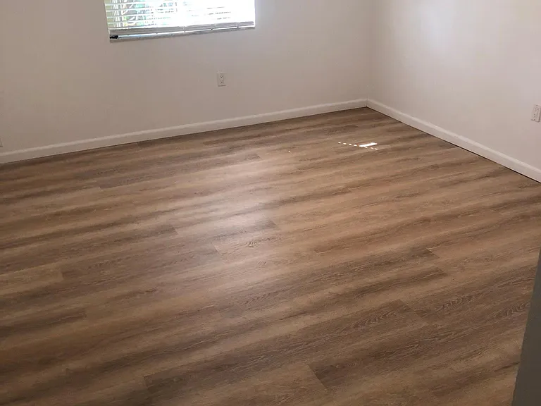 866 SW 9th Street Cir #205 — Photo 8
