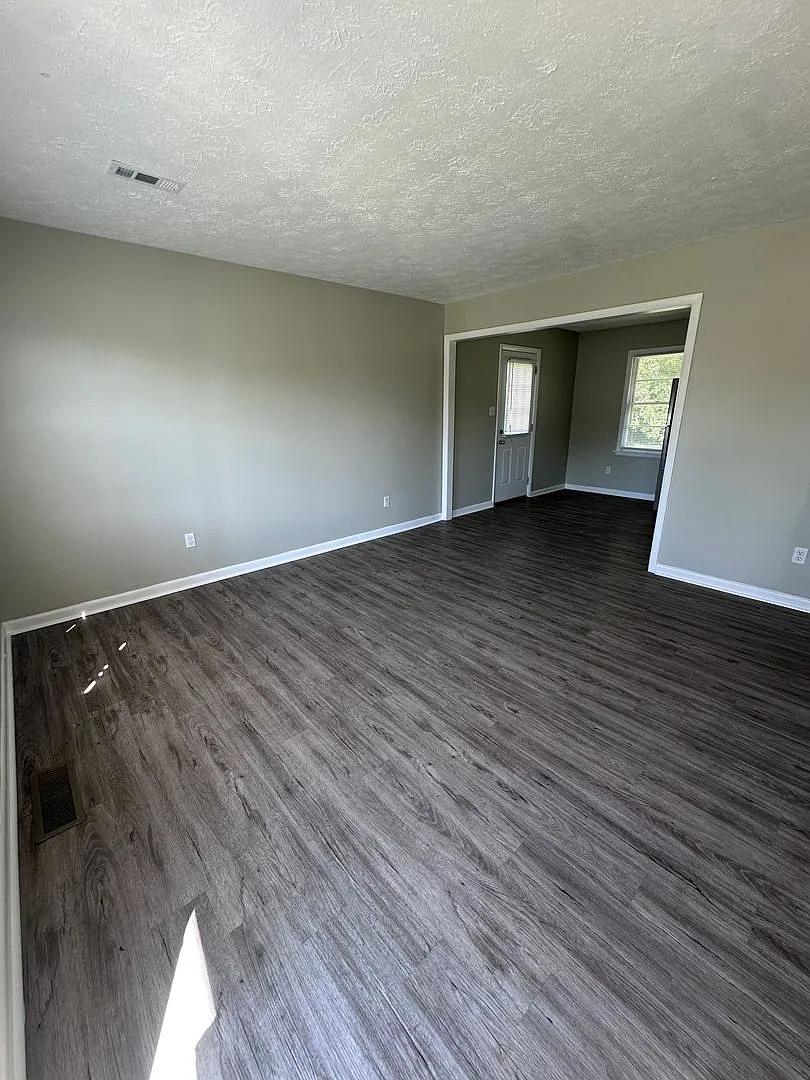 7043 Forest Park Blvd. — Photo 2