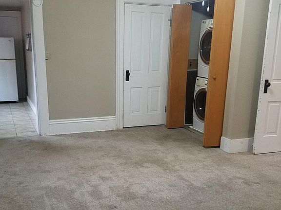 4th image of 1159 1/2 Highland St