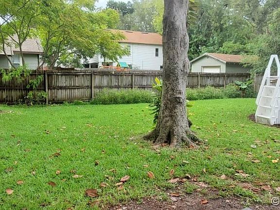 3rd image of 112 Fremont Ave