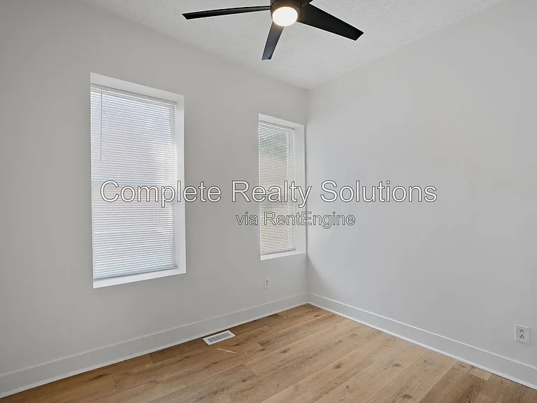2928 Texas Ave #1F — Photo 23