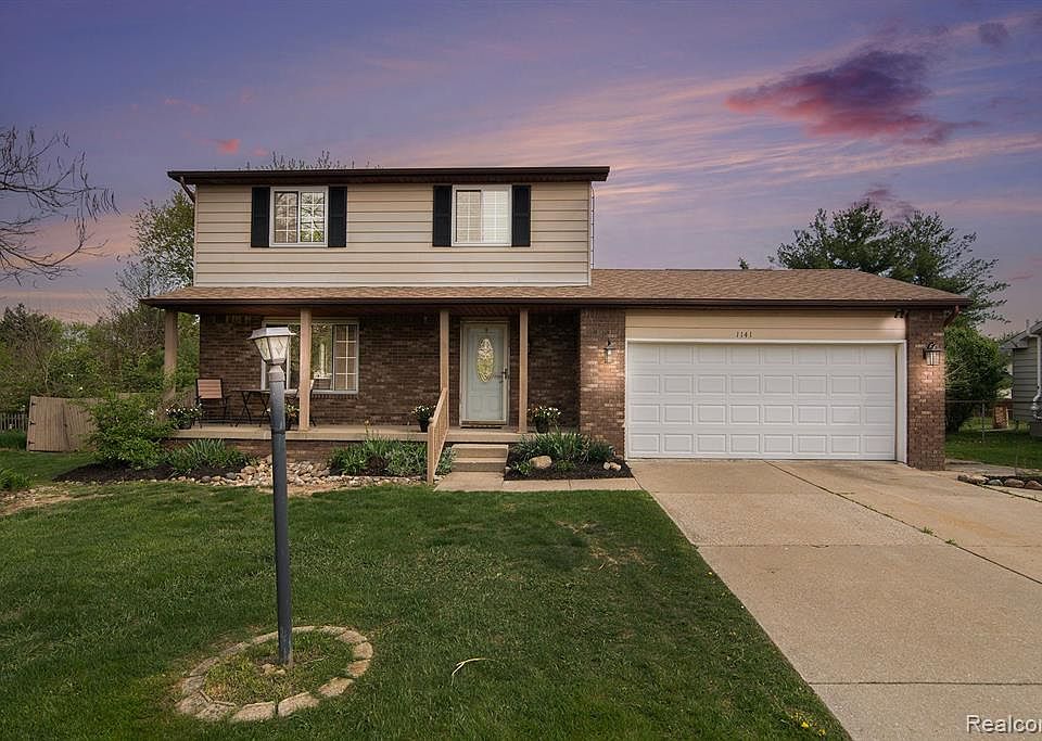 1st image of 1141 Hollyhock Dr