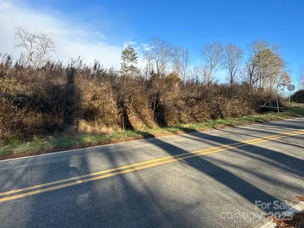 2733 Billings Hill Church Rd, Traphill, NC 28685