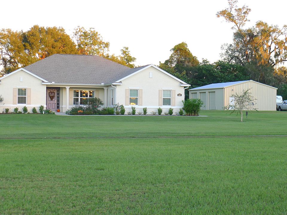 2000 sq ft home plus outbldg