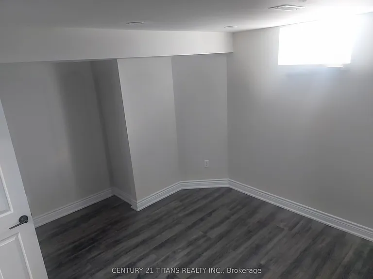 44 Glacier Cres #BASEMENT — Photo 7