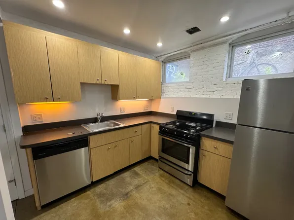 72 Frankfort St, Boston, MA