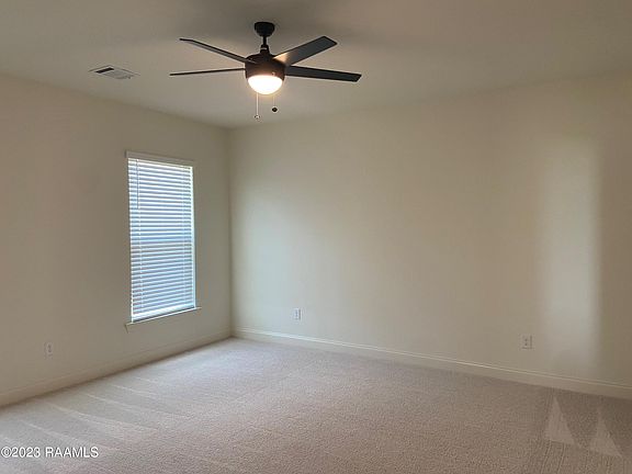 4th image of 109 Preston Rose Ln