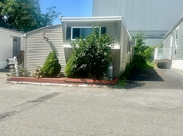 466 Newberry #3, Danvers, MA 01923