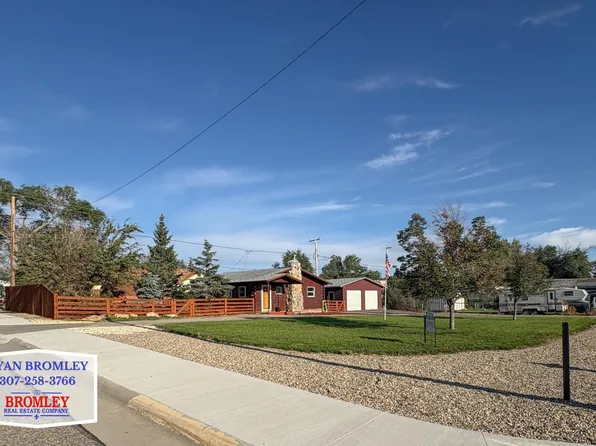 412 Leavitt St, Evansville, WY 82636