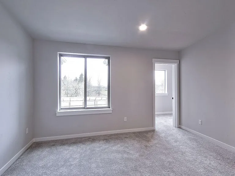 5623 SE 80th Ave — Photo 16