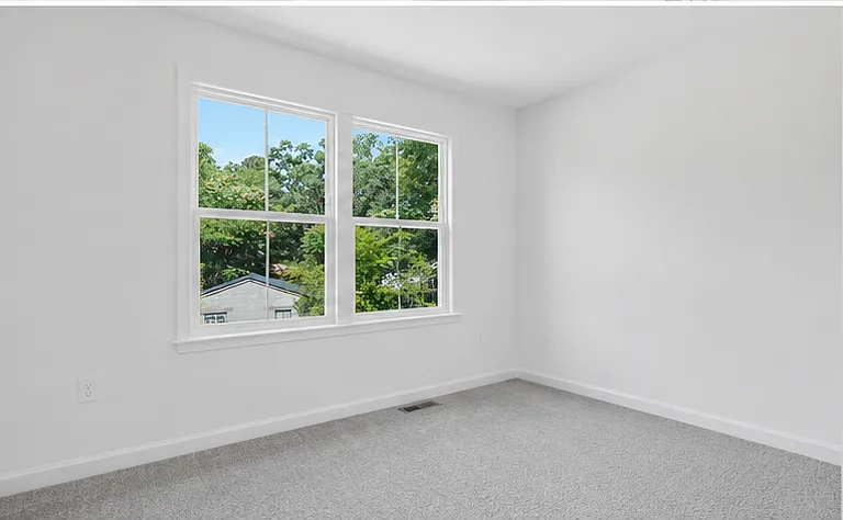 6031 Blue Iris Rd — Photo 2