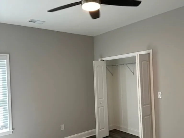 222 Taylor Cir — Photo 15