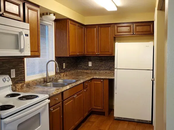 905 Peters Pl SE #6, Everett, WA 98208