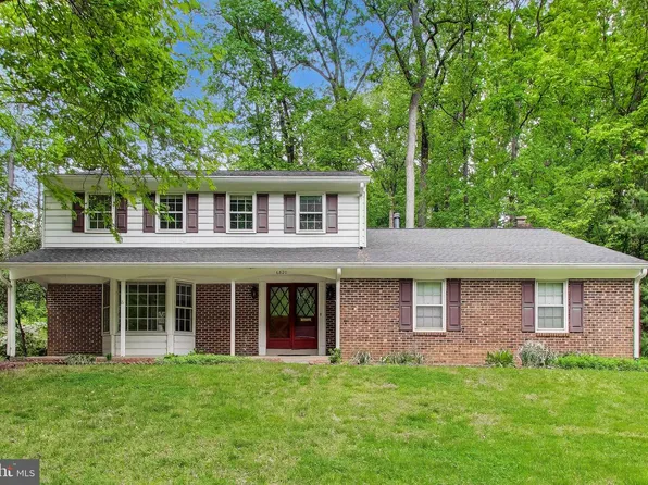 6820 Colburn Dr, Annandale, VA 22003