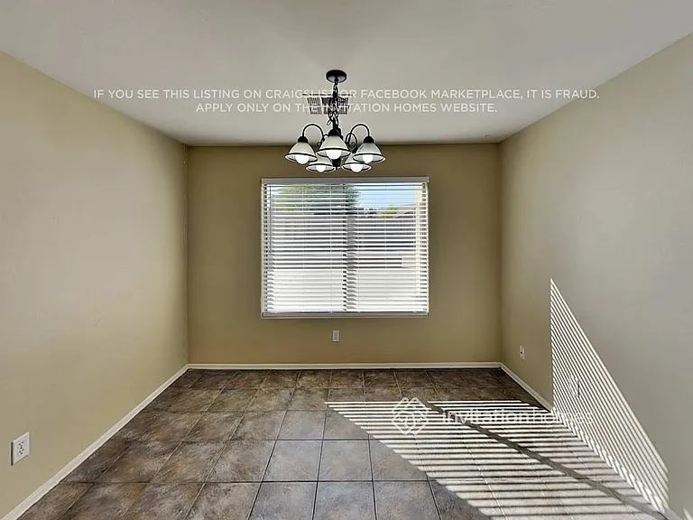 11401 W Windsor Ave — Photo 10