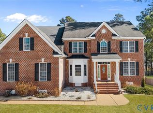 11007 Wooferton Ct, Midlothian, VA 23112