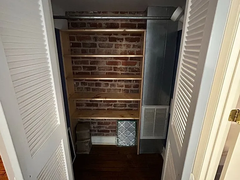 901 Jefferson St #5H — Photo 2