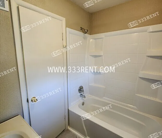 9123 Walnut St — Photo 5