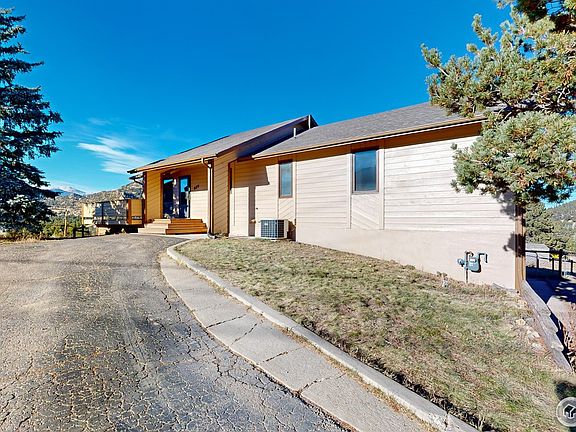 5th image of 917 Whispering Pines Dr