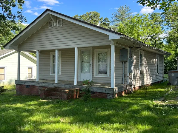 310 E Balfour Ave, Asheboro, NC 27203