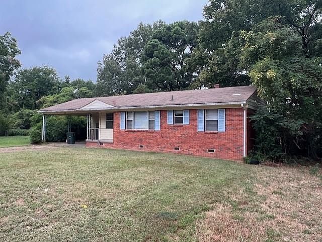 2nd image of 4251 Argonne St