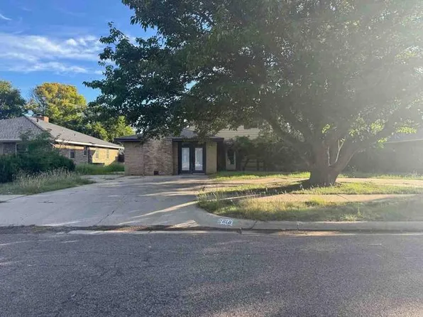 2818 Porter Dr, Amarillo, TX 79110