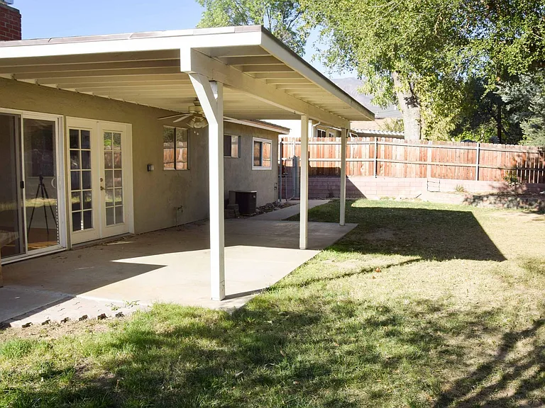 322 Descanso Ave — Photo 14