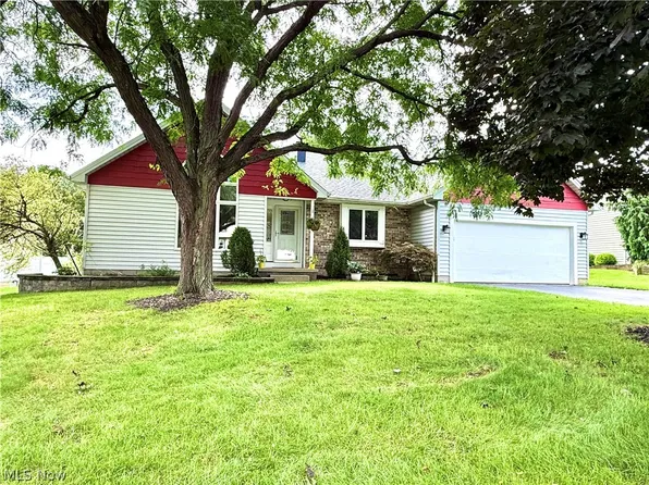 7673 Buchanan Dr, Youngstown, OH 44512