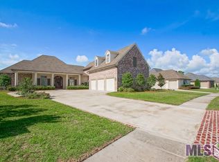 2615 Tiger Crossing Dr, Baton Rouge, LA 70810