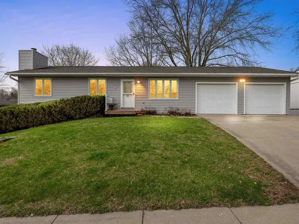 77 Amhurst St, Iowa City, IA 52245