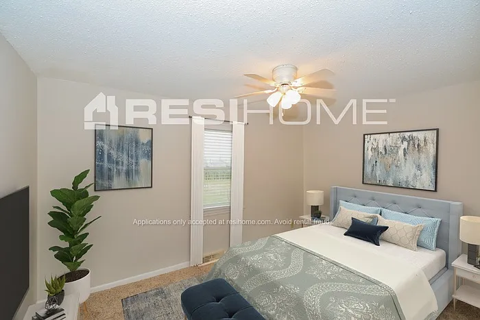 2592 Fairview Blvd — Photo 9