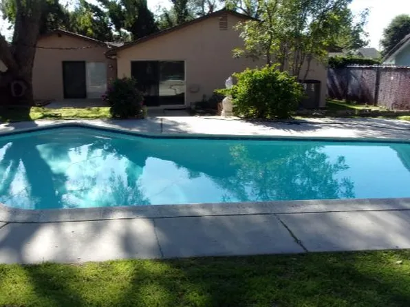 10609 Jimenez St, Sylmar, CA 91342