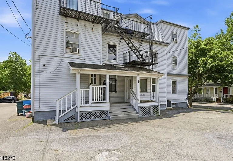 98 Maple Ave #A — Photo 14