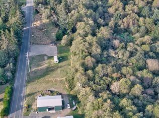 12806 Sandridge Rd, Long Beach, WA 98631