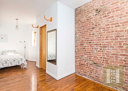3rd image of 85 Stanton St APT 6B