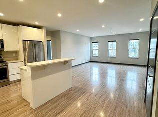 145 Newbury Ave APT 8, Quincy, MA 02171