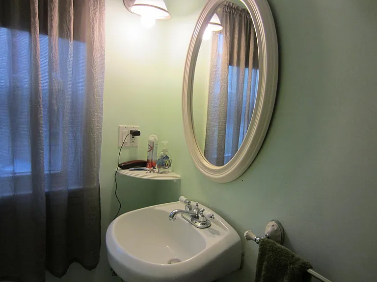 Beech St — Photo 14