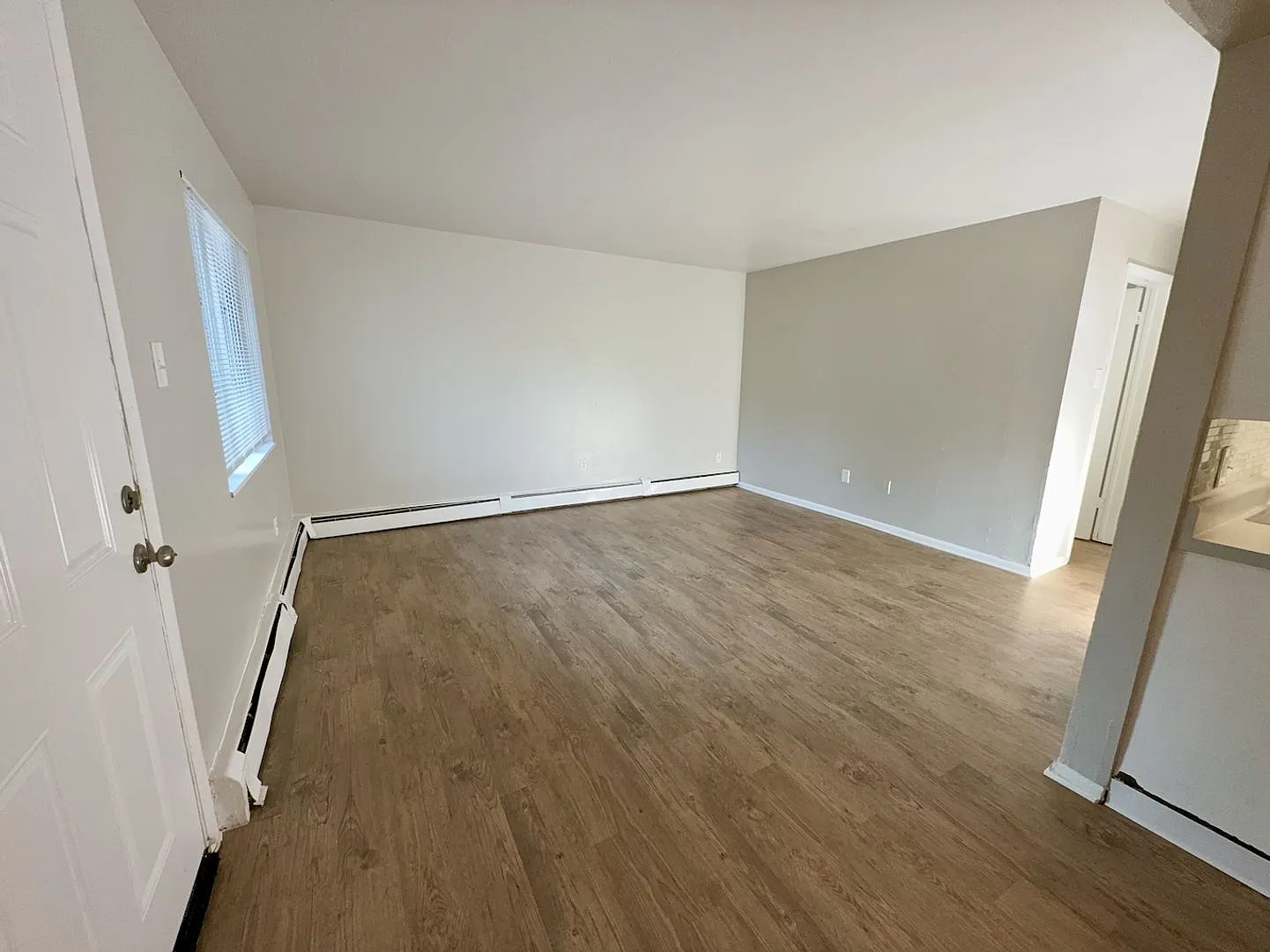 849 Union — Photo 2