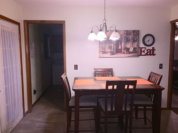 3rd image of 2857 Bussellridge Rd