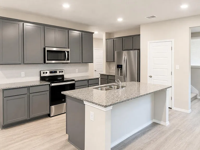 2156 Griffith Dr — Photo 3