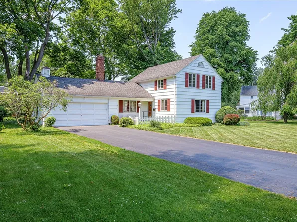 33 Irving Rd, Rochester, NY 14618