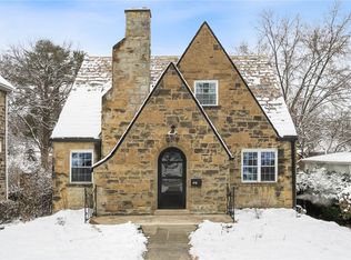 415 Serpentine Dr, Pittsburgh, PA 15243