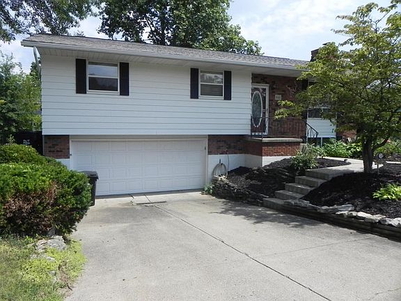 2nd image of 648 Canterbury Ct