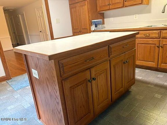 4th image of 3001 Ridgecrest Drive