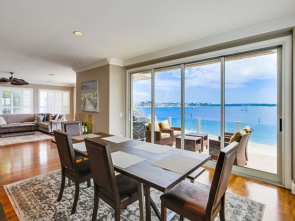 4th image of 1177 Pacific Beach Dr Unit D